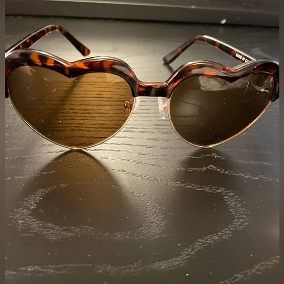 ❤️Aviator Sunglasses x2☀️ - Picture 3 of 8